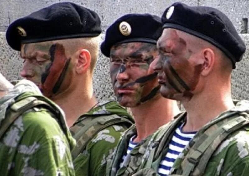 Струна морпех на параде