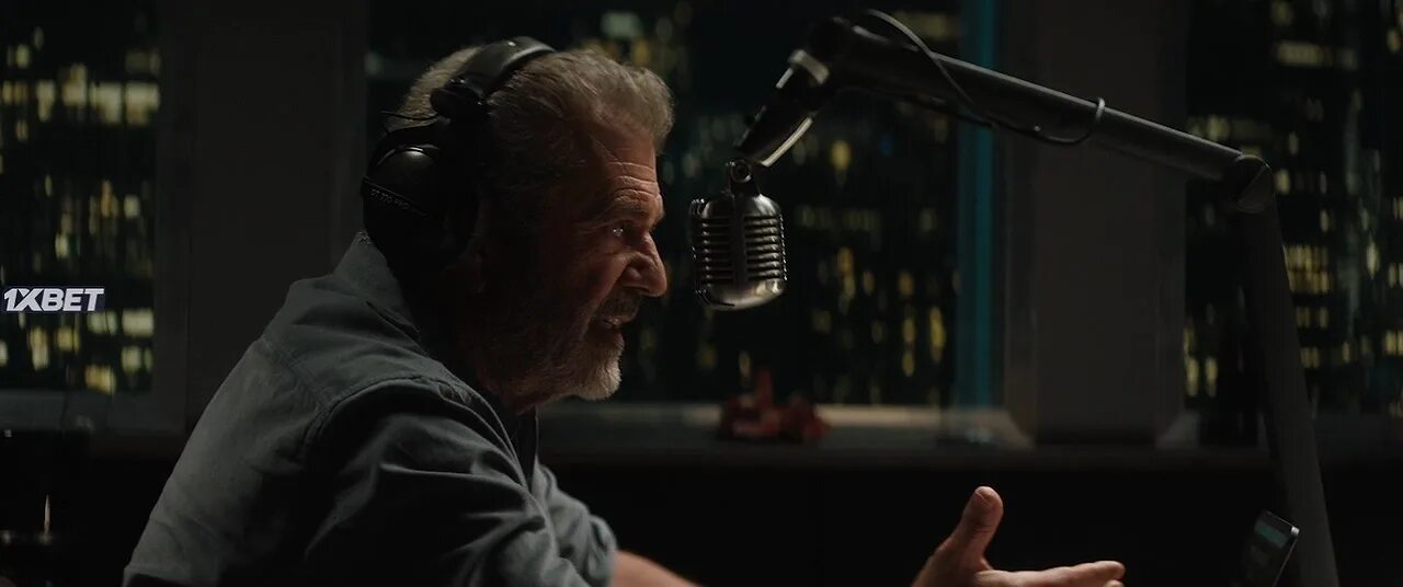 В эфире фильм 2022 в кино. Фильм в эфире 2022 похожие. В эфире фильм 2022. Эфир нижнекамск. В эфире \ on the line (2022) торрент.