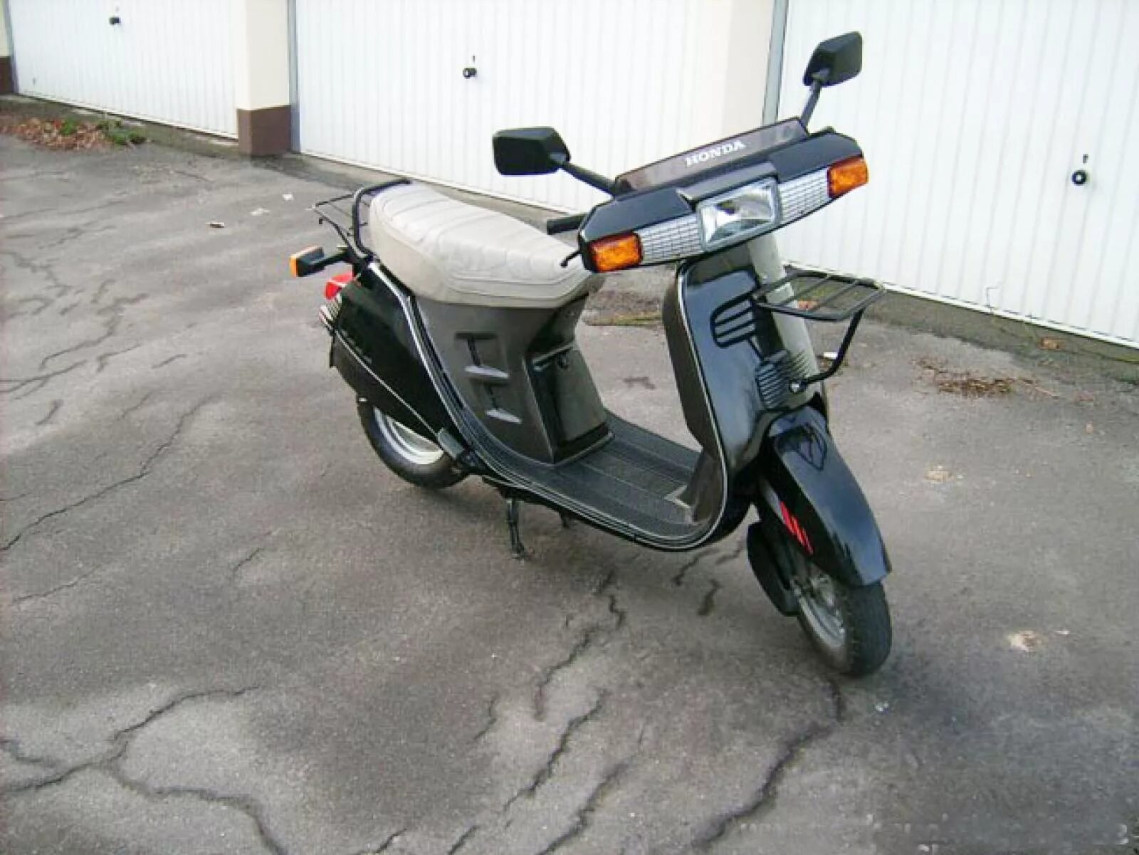 Honda lead af01. Хонда Леад 50. Honda lead 1986. Honda lead 50 af01. Honda af20