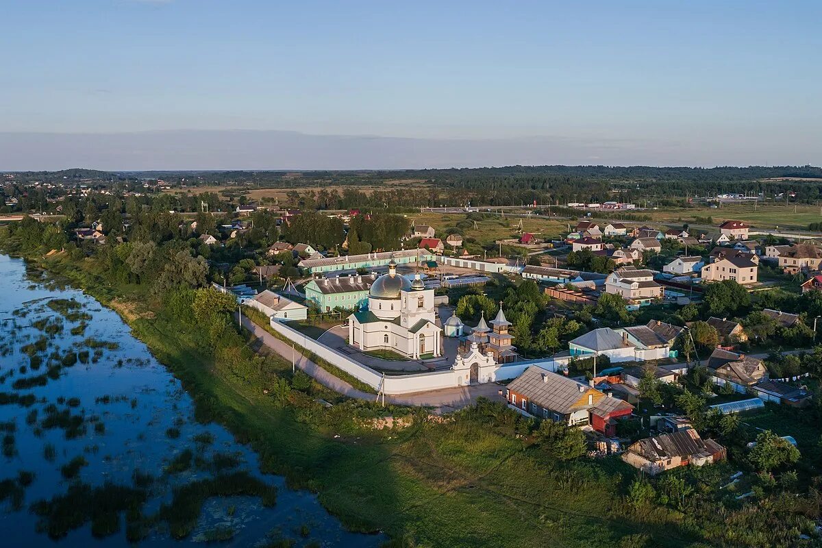 Сколько жителей в острове