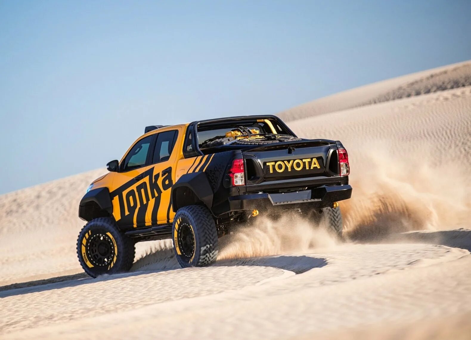 King tonka. Tonka джип. Toyota hilux tonka concept. Toyota hilux tonka 2020. Toyota hilux tonka concept.