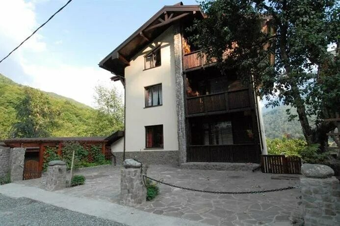 гостевой дом сочи красная. гостевой дом черепановых эсто-садок. гостевой дом вверх красная поляна. базы отдыха хутор садки приморско-ахтарский район. гостевой дом черепановых красная поляна.