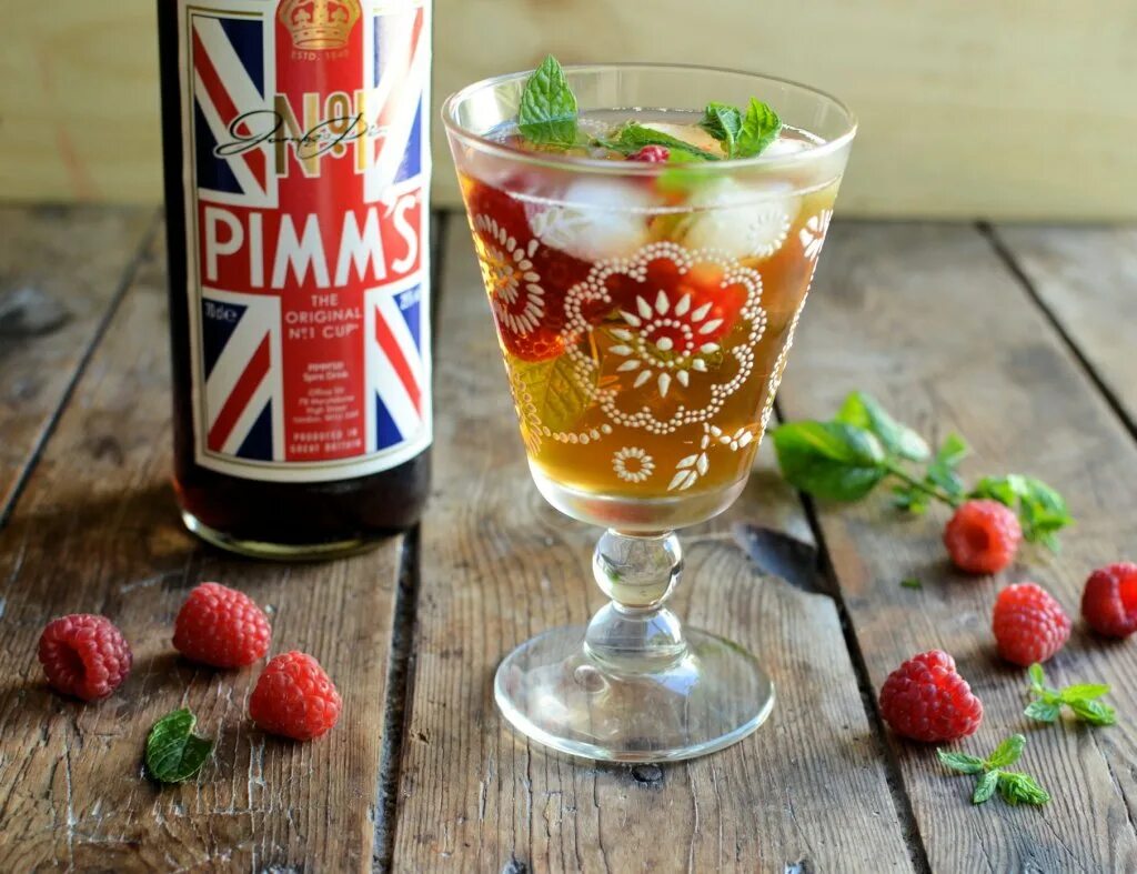 Pims екатеринбург. Пиммс. Напиток Pimm's. PIMS ликер. Пимс лимонады.