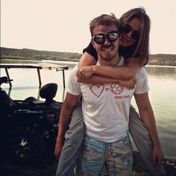 алекса певица и парень. Www erger net. Alex hunter футболистка. друг алекса. малиновский алекс и лазарев.