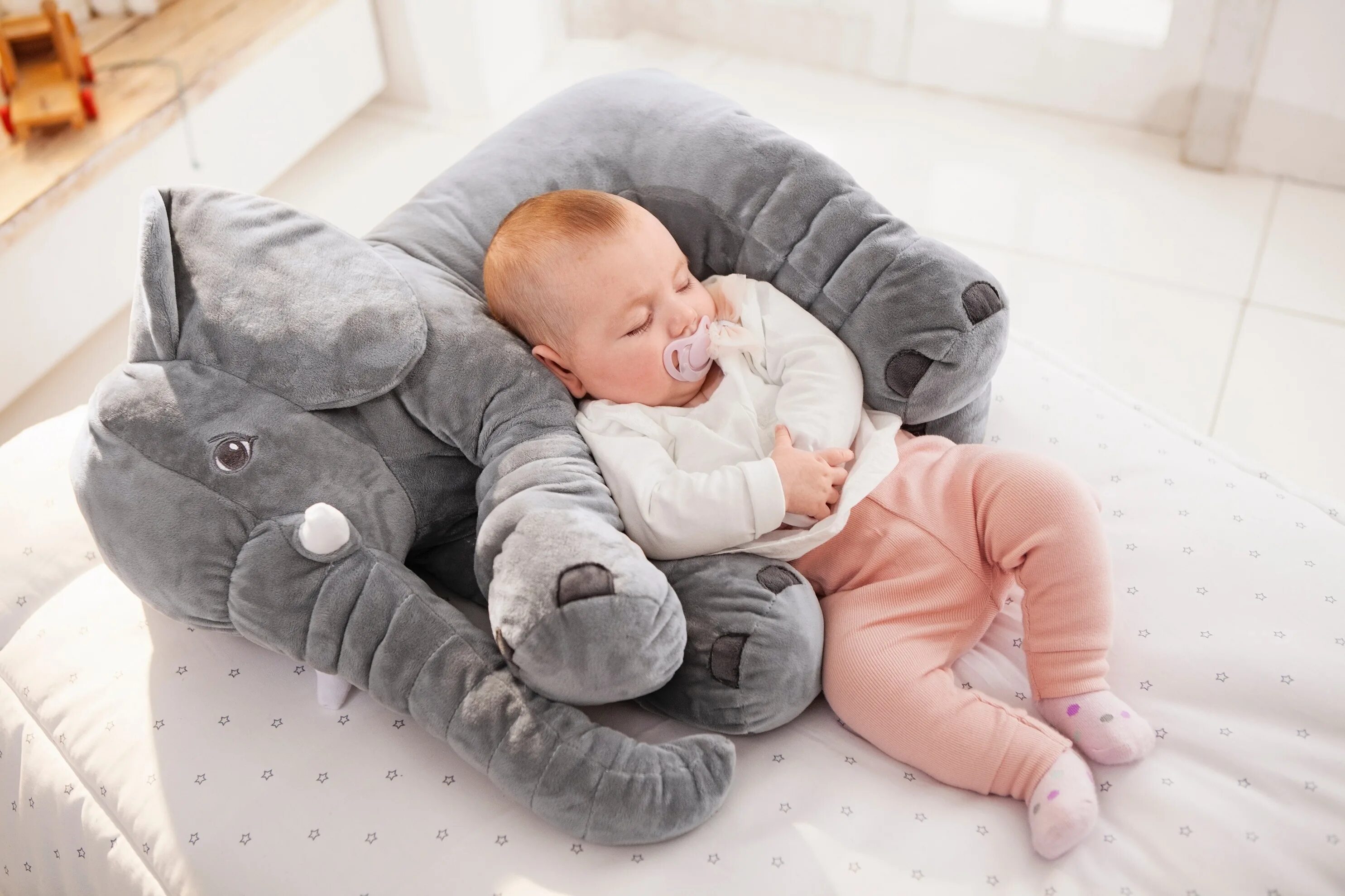 Кокон Elephants Baby. Silicon Baby Elefant. Sleeping Elephant. Кто такой привет малыш подушка. Привет малыш подушка текст