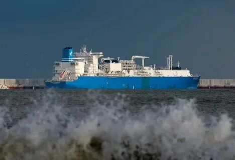 Танкер в балтийском море