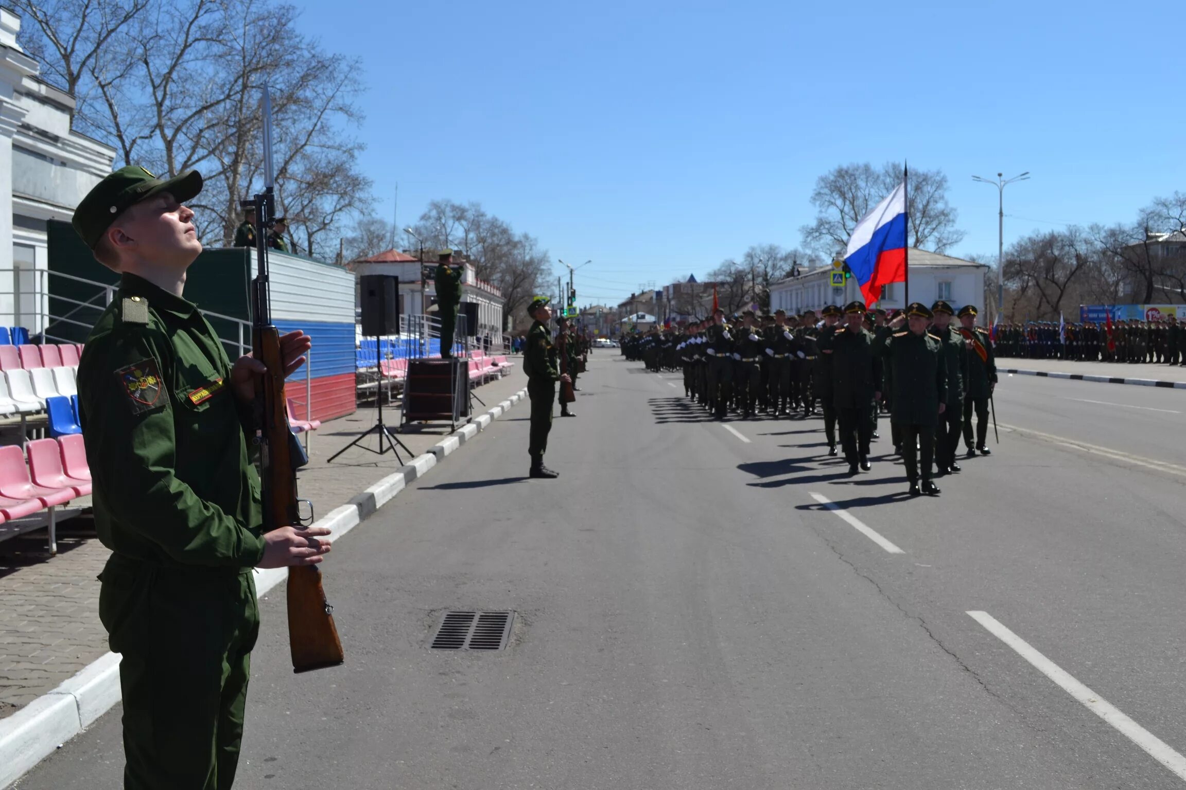 Новости белогорска. Парад в городе Белогорск Амурской области. Парад Победы Белогорск Амурская. Телега переселенцев Белогорск Амурская область. Амурская область парад Победы 2018 года в Белогорске.