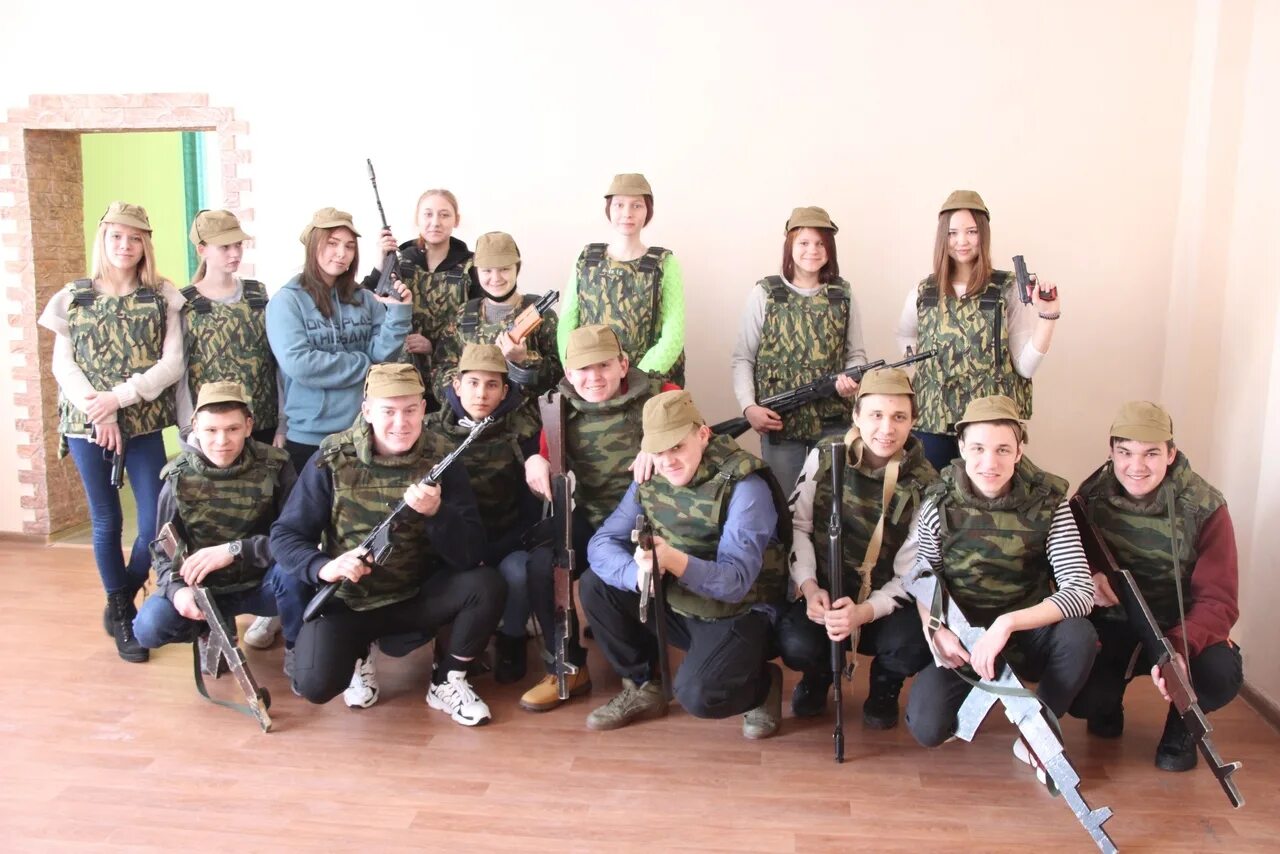 центр отечество дзержинск. военно-спортивная эстафета. центр отчизна. центр отечество. уроки безопасности в школах фото с мчс дагестана.