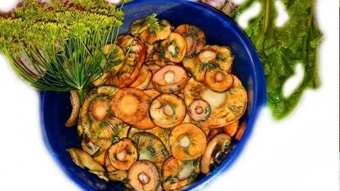 Рыжики с луком на зиму