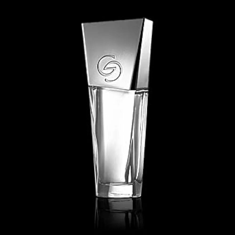 Женская туалетная вода орифлейм giordani gold original. Giordani gold original орифлейм. Джордани голд орифлейм туалетная вода женская. Giordani gold eau de parfum 50 ml. Вода джордани.