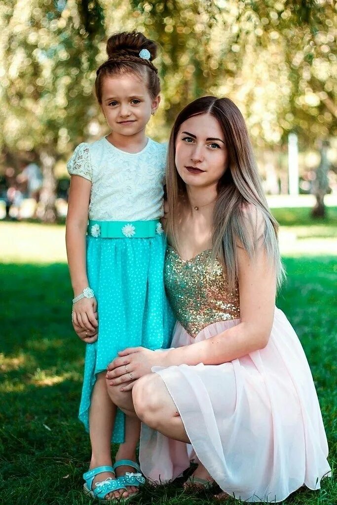 Как живут девушки из беременна в 16. Эльмира асланова. Беременна в 16 тверь настя тверь. Как живут девушки из беременна в 16. Как живут девушки из беременна в 16.