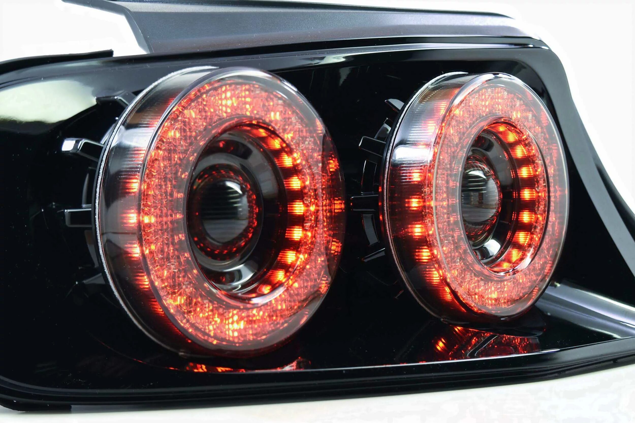 Мустанг фары. Задние фонари Ford Mustang. Ford Mustang: Morimoto XB led taillights. Задние фонари Mustang 6. Задние фонари Форд Мустанг.