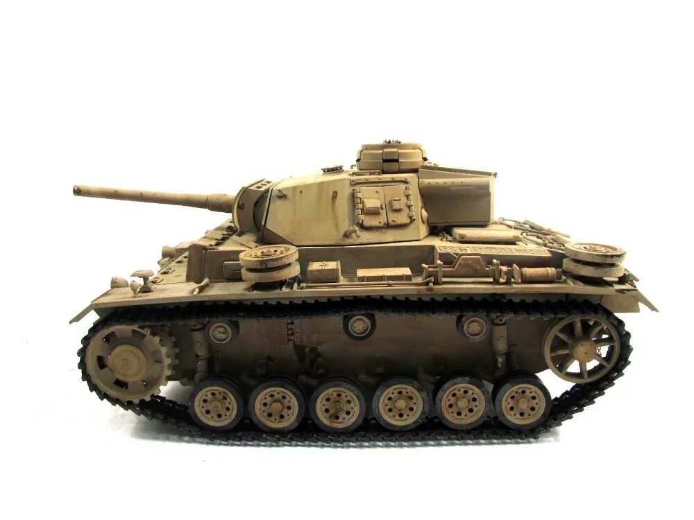 Танки 1 16 купить. Mato Panzer III. Модель танка PZ 3. Модель танка 1 16. Модели танков из металла.