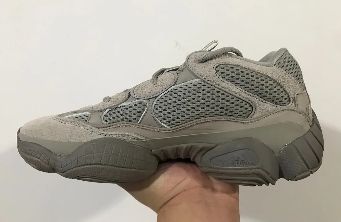 Адидас ИЗИ 500. Adidas Yeezy 500 Grey. Adidas Yeezy 500 Ash Gray. Adidas x Yeezy Boost 500. Кроссовки изи 500