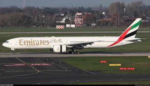 A6-ENM Boeing 777-31HER Emirates Holger Eultgen JetPhotos