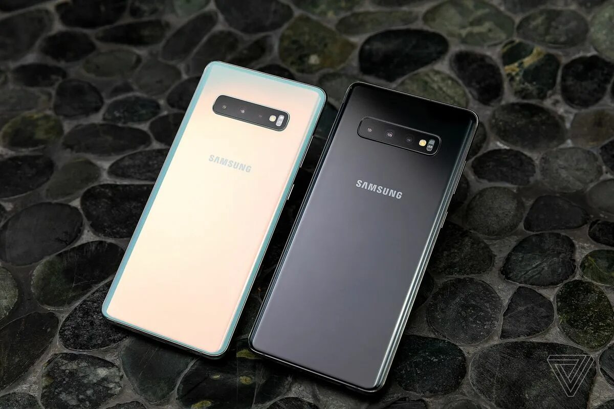 Samsung galaxy обзор. Samsung Galaxy s10 Plus. Samsung Galaxy s10 Pro. Samsung Galaxy s10 новый. Samsung Galaxy s10e Plus.