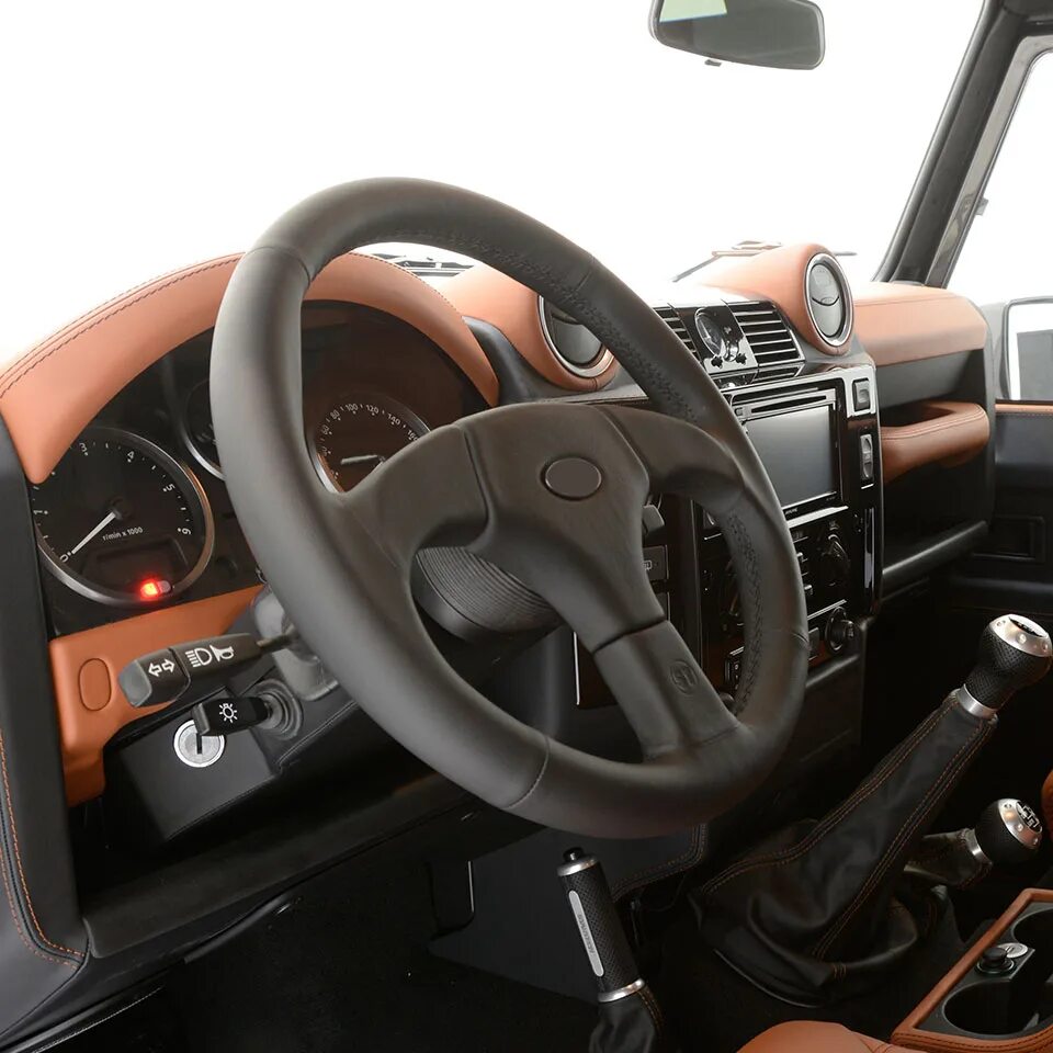 Defender 805. Land Rover Defender 110 Interior. Руль ленд Ровер Дефендер. Ленд Ровер Дефендер 2014 салон. Land Rover Defender 110 Interior Tuning.