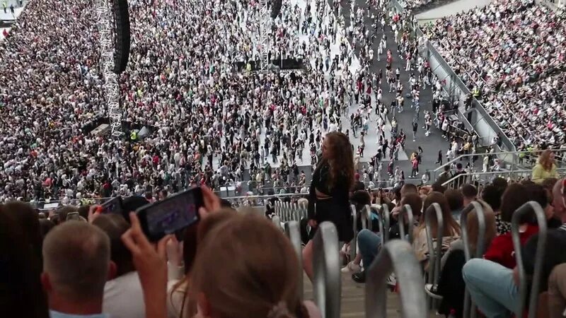 Баста Москва 2022 Лужники. Концерт в Лужниках 2022. Баста концерт в Лужниках 2022. Концерт басты в Лужниках.