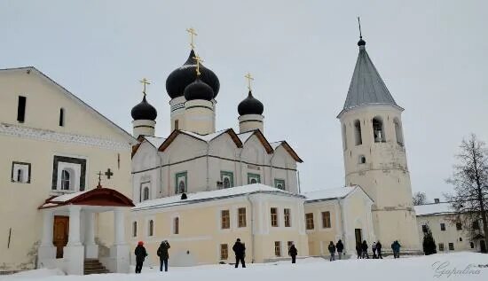 Свято зеленецкий монастырь