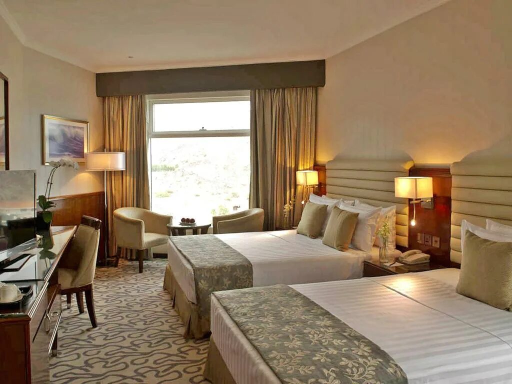 Oceanic khorfakkan resort оаэ фуджейра. Океаник корфаккан резорт. океаник корфаккан фуджейра. оаэ отель oceanic khorfakkan resort spa 4. oceanic khorfakkan resort &amp; spa 4* фуджейра, 70 м до моря.