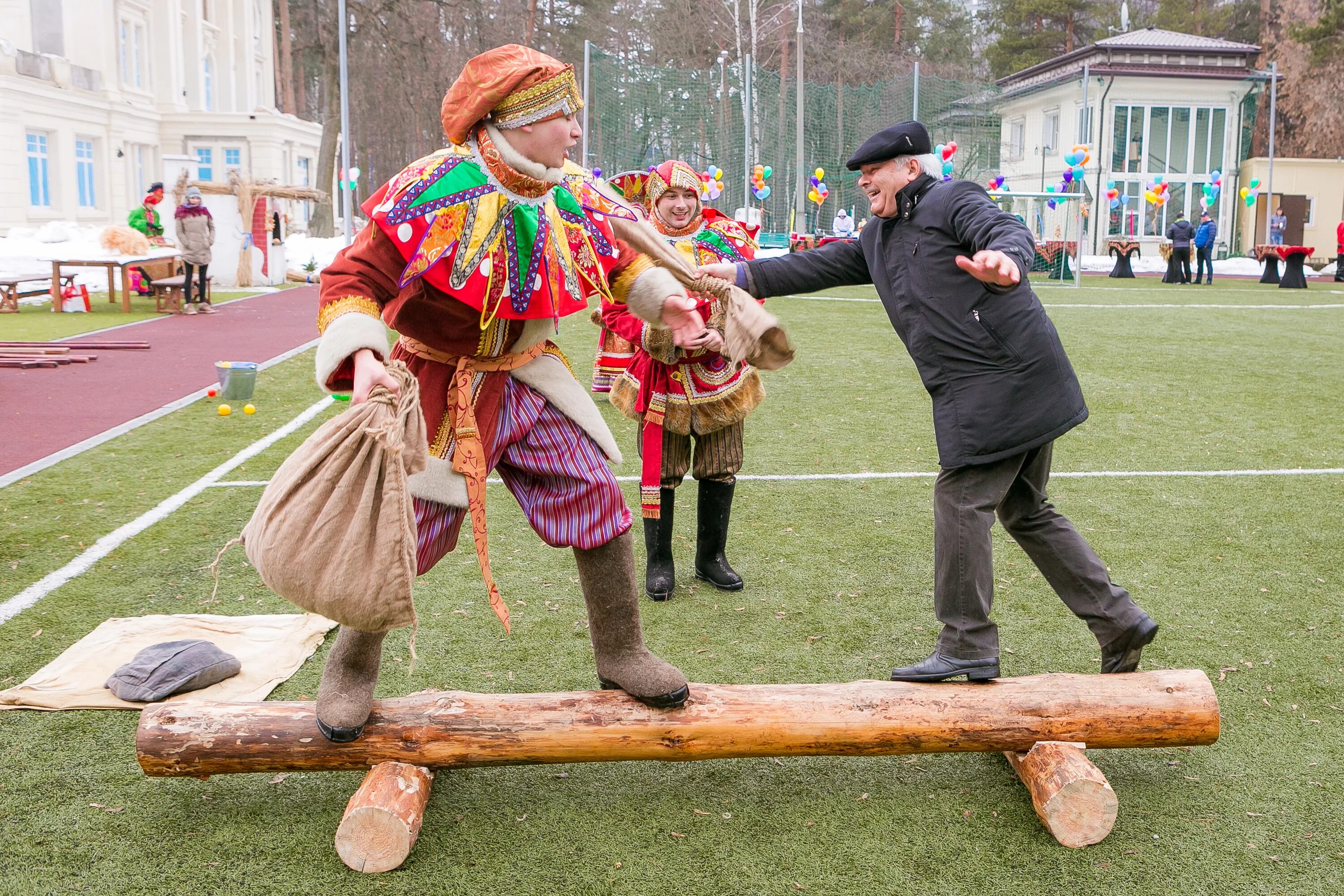 Народные развлечения