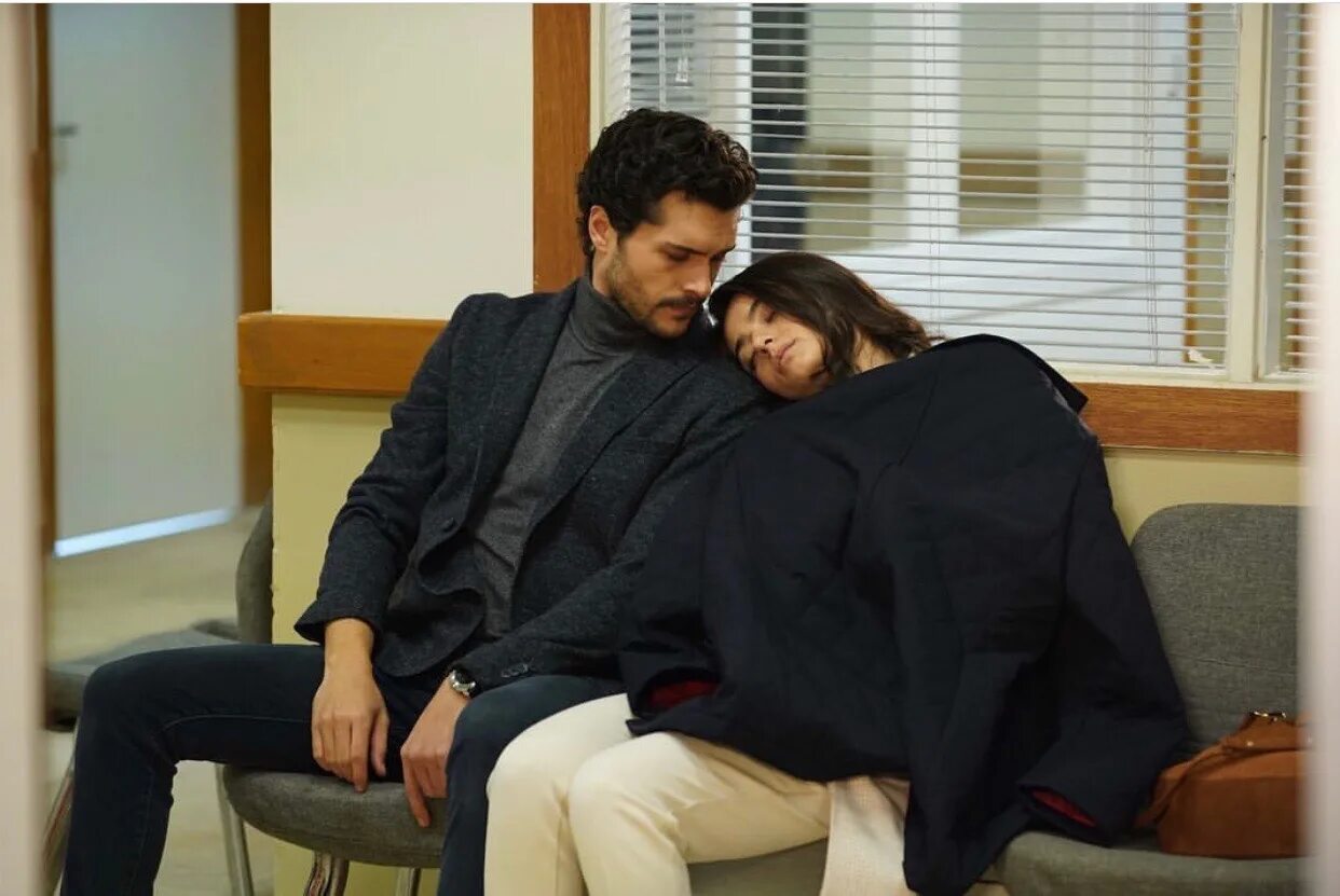 Сериал ветреный миран. Zemheri турецкий сериал. Турецкий сериал дефом русская озвучка. Гюльджемаль (2023-). Turkserial net драма 2022.