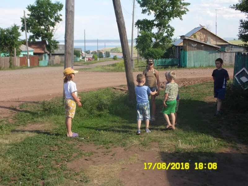 Бурятский мельхитуй иркутская область. Бурятский мельхитуй иркутская область. Золотые пески братское водохранилище. Мельхитуй иркутская область золотые пески. Русский мельхитуй.