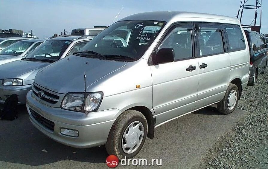 Дром тойота айс ноах. Toyota Town Ace Noah 1998. Тойота Таун айс 2001. Toyota Town Ace Noah 2001. Toyota Town Ace 1998.