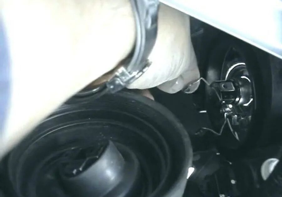 Как поменять лампочку патфайндер Замена ламп ближнего света Nissan Maxima QX (A33), 3 л, 2005 года электроника