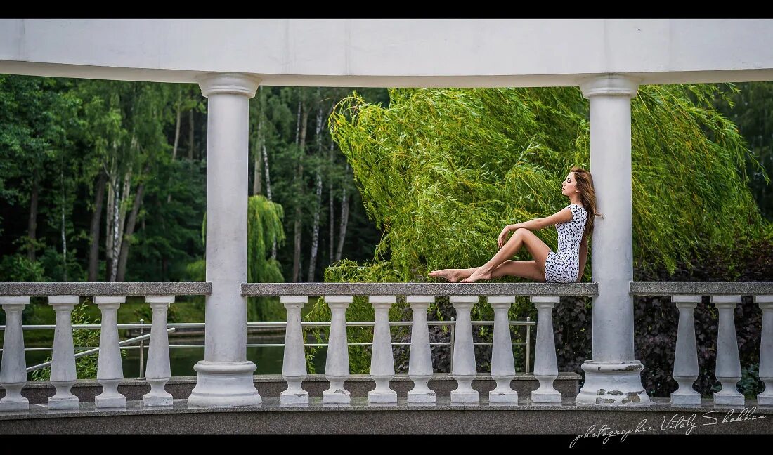 Босые тротуары. Маргарита босиком барефут вднх. Босые ножки японок. Босых ю ю. Девушка босиком.