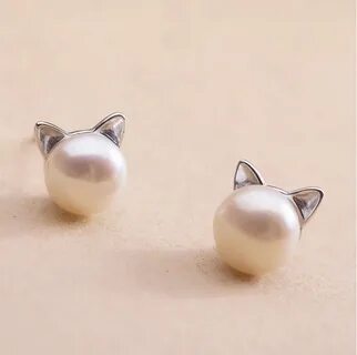 Pearl cat