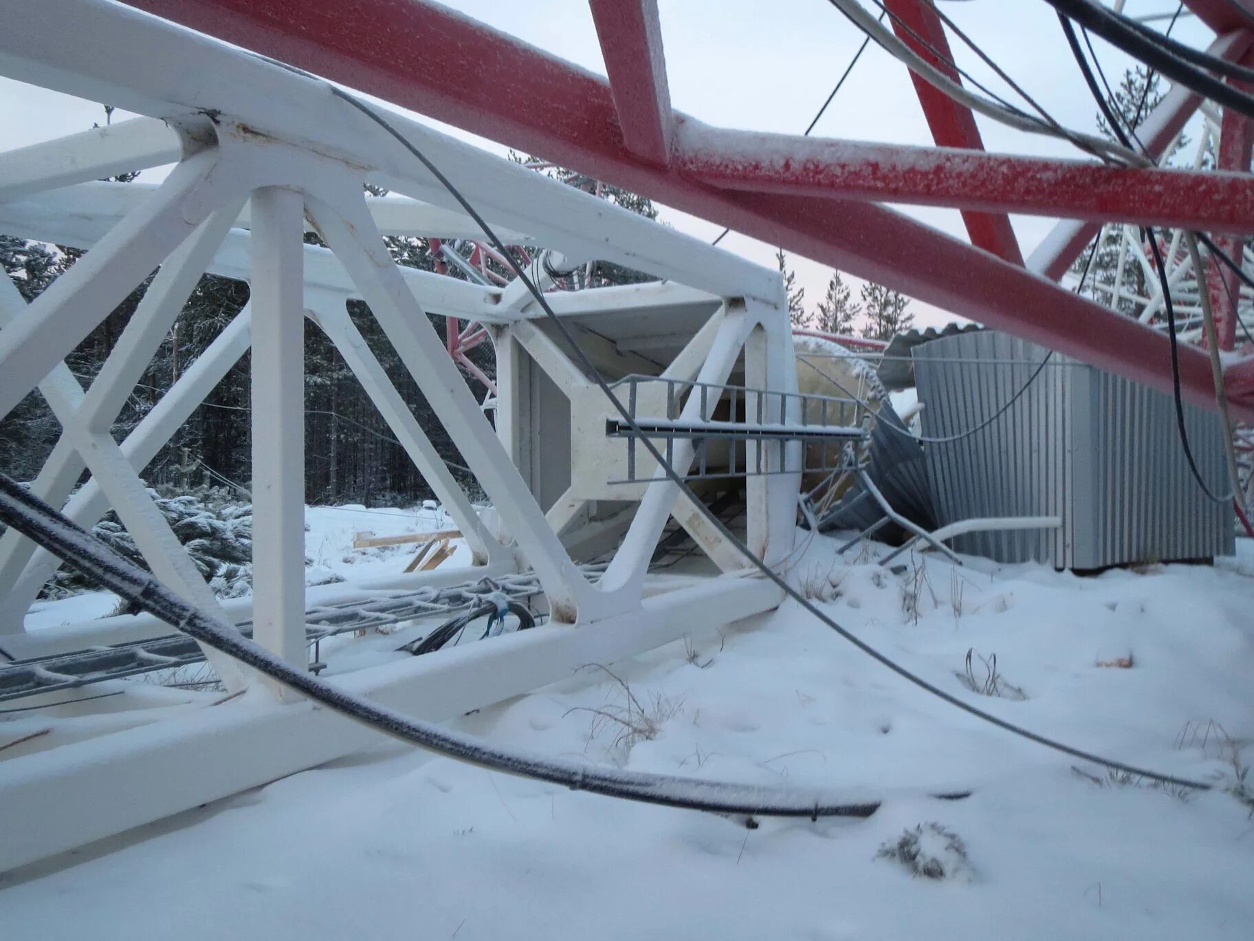 Oh 8. Oh 8. антенна мамонт финских радиолюбителей. антенна мамонт oh8x. антенна мамонт oh8x.