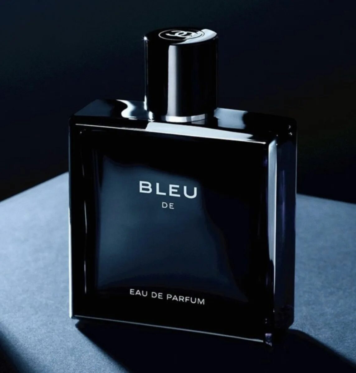 Мужская туалетная вода блю шанель 100 мл. Chanel bleu de chanel [m] edp - 50ml. Духи блю де шанель мужские 100 мл. Блю де шанель голубые. Chanel "bleu de chanel" eau de parfum 100 мл.