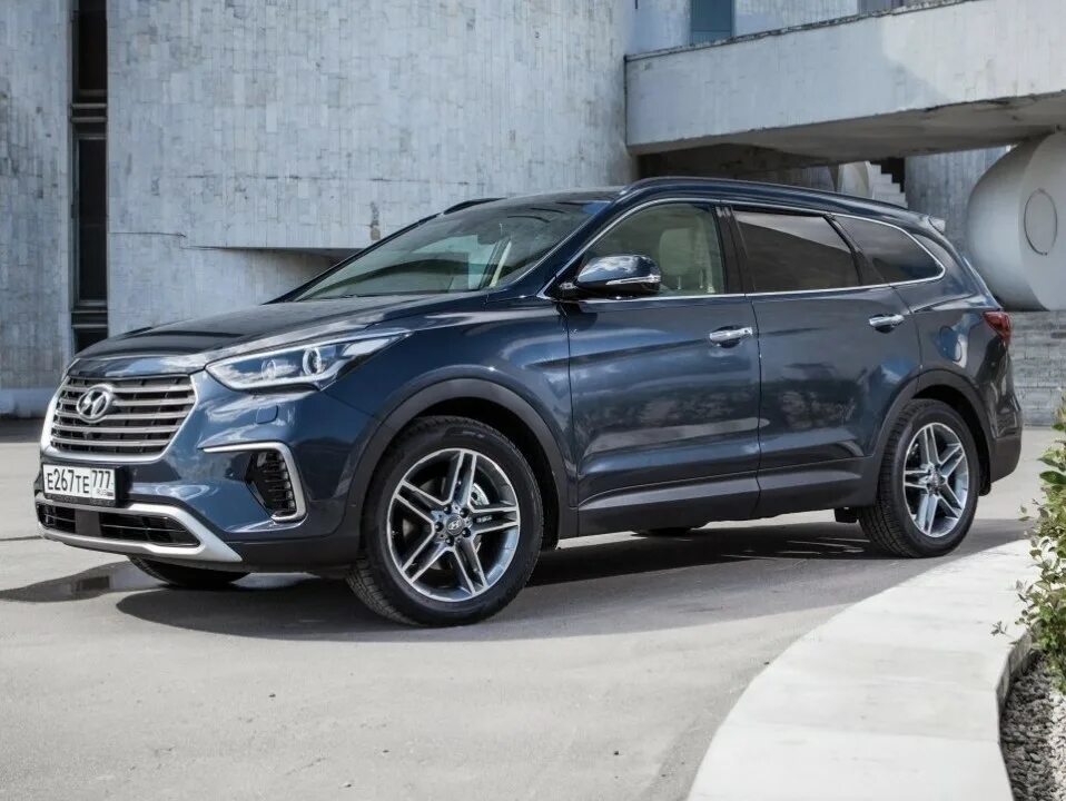 Купить гранд санта фе. Hyundai Grand Santa Fe. Hyundai Grand Santa Fe 2021. Hyundai Grand Santa Fe 3. Хендай Гранд Санта Фе 2017.