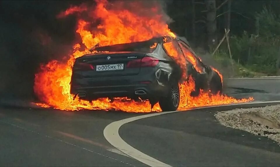 Литвин м5. Макан за всех обложка трека. Macan за всех обложка. Песня обложка макан за всех. Макан за всех текст.