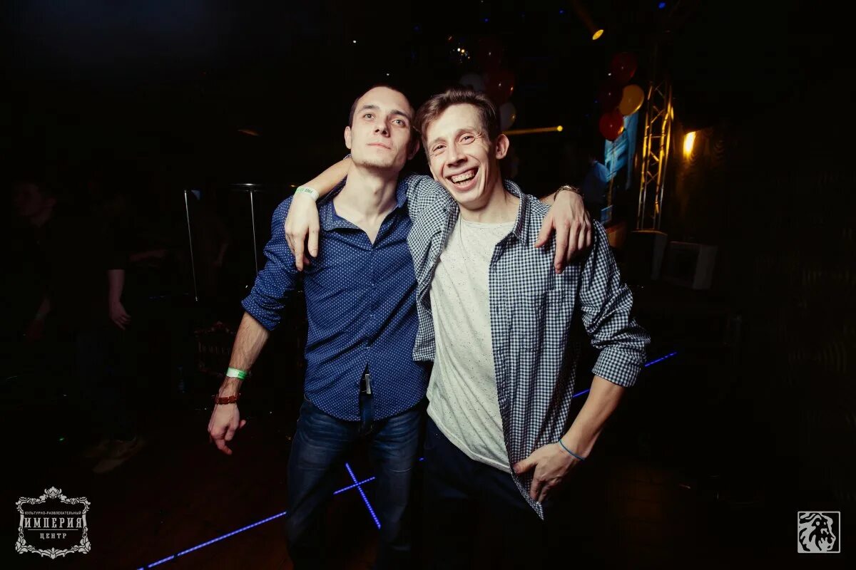 вышел на дискач парень ремикс