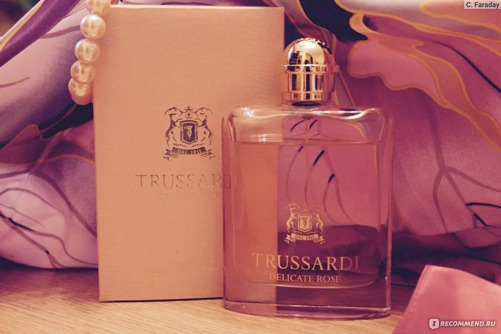 Вода туалетная trussardi delicate