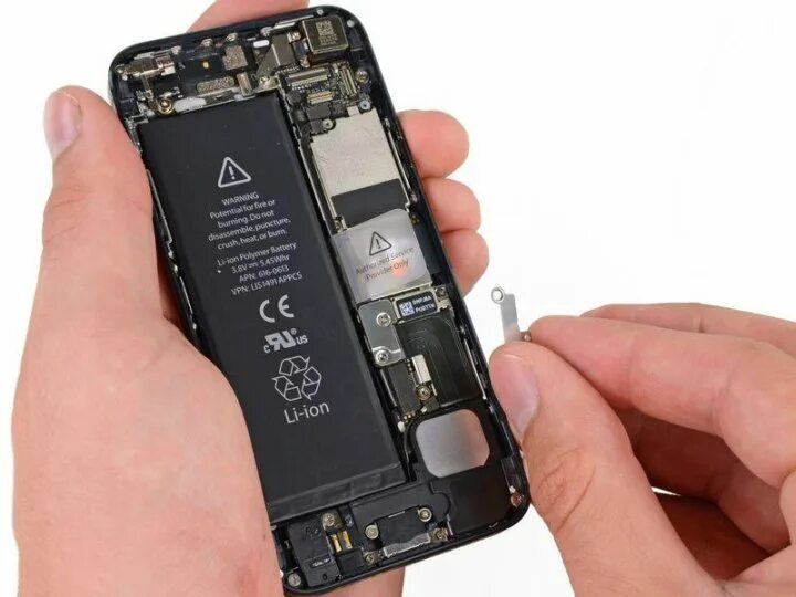 Акб iphone 6s. Iphone 14 pro battery. Замена батареи iphone 14. Замена батареи iphone 14. После замены аккумулятора iphone перезагружается.