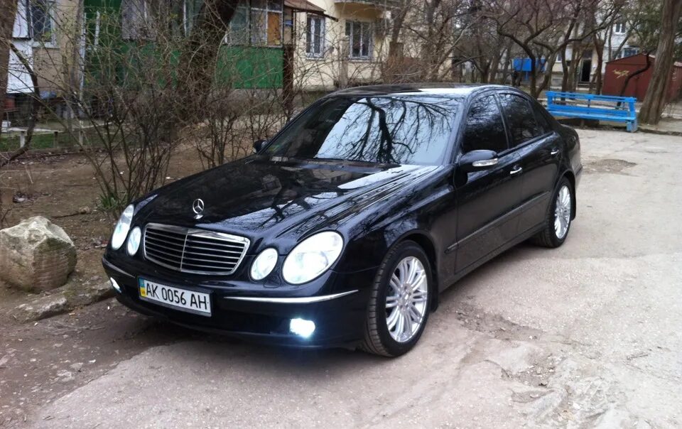 Мерседес е211 2003. Мерседес е класс 2003 года. Мерседес 211 2003. Мерседес е211 2003. Мерседес бенц е класс 2003 года.