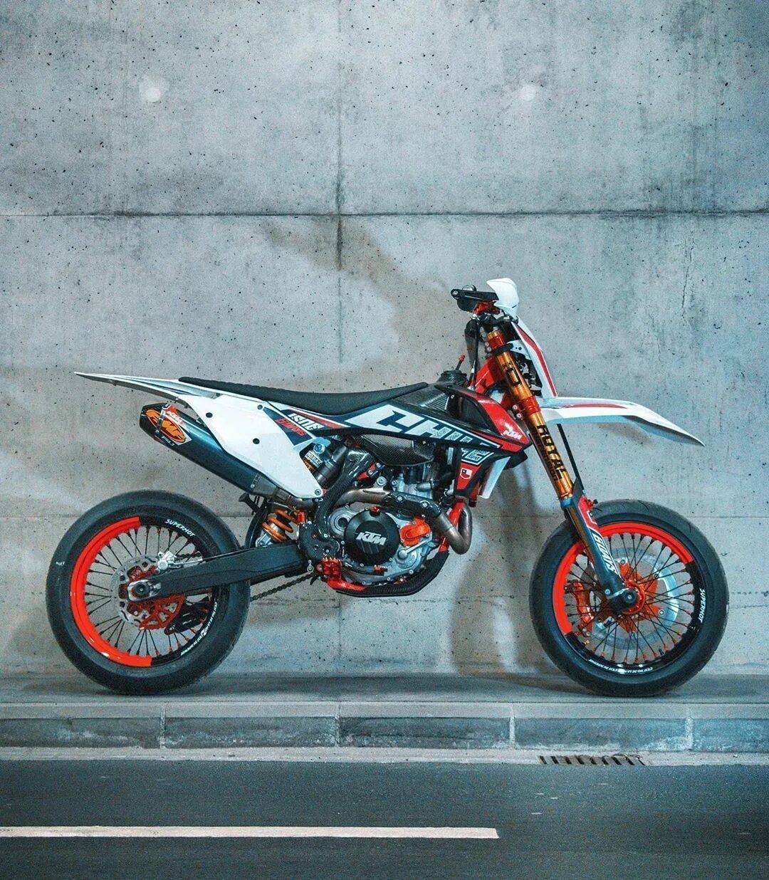 A5 motard