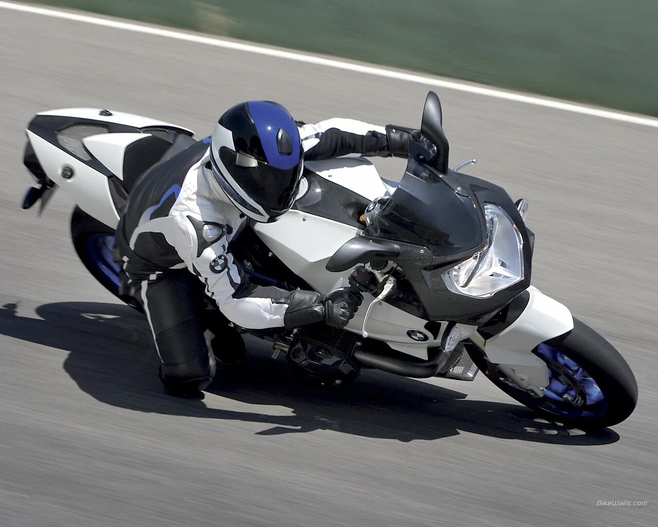 Спортивный мотоцикл bmw. Bmw hp2 sport. bmw hp2 sport – moto. bmw hp2. мотоцикл бмв спорт.