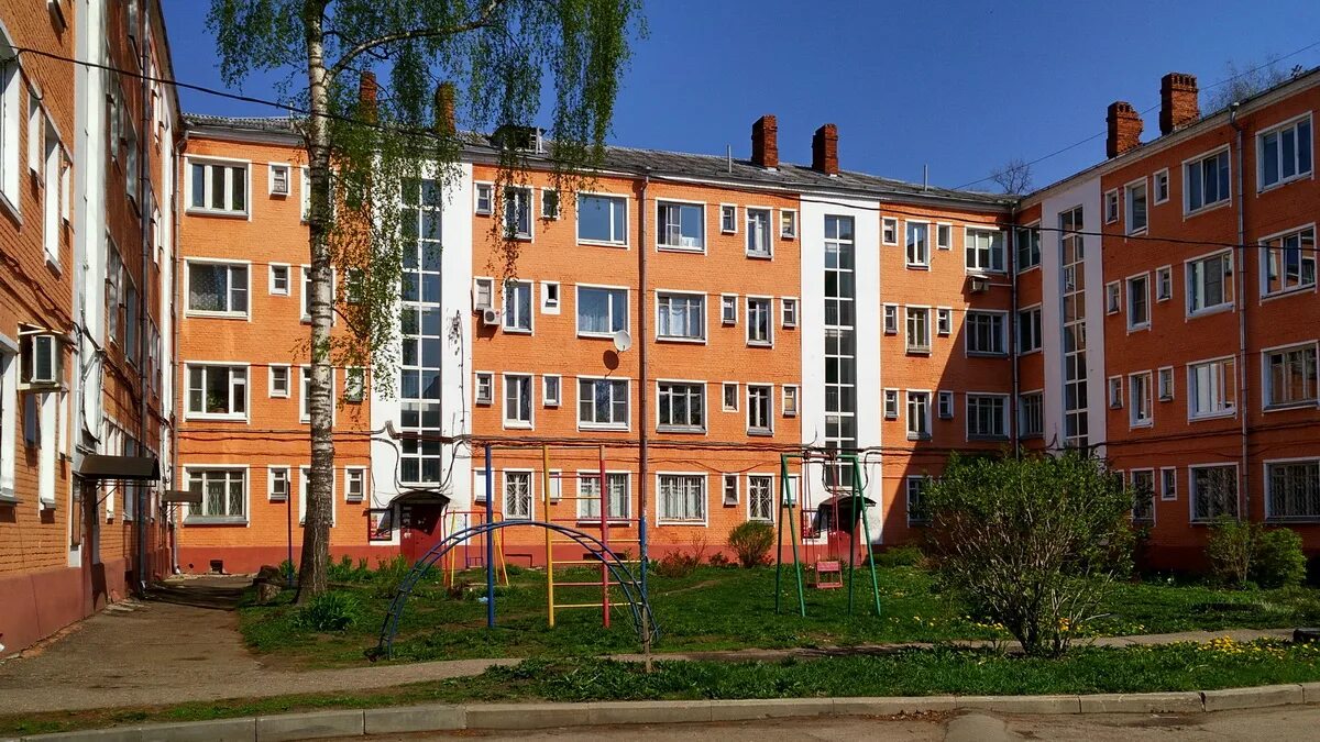 Большая октябрьская 61. Академия первых пермь. Большая октябрьская 61 ярославль. Большая октябрьская 61. Октябрьская 61 ярославль.