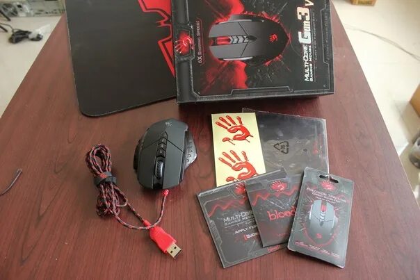 Надписи блуди. Bloody zl5. A4tech bloody v8m. A4tech bloody логотип. Мышь bloody v7.