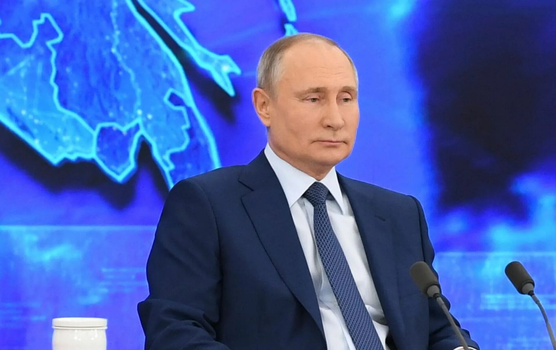Прямая линия с владимиром владимировичем путиным