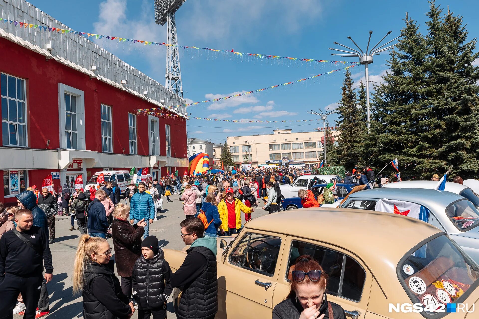 Новости день кемерово. Кемерово 2022. Празднование 9 мая Кемерово 2022. Фоторепортаж 9 мая Кемерово. Кемерово сейчас.