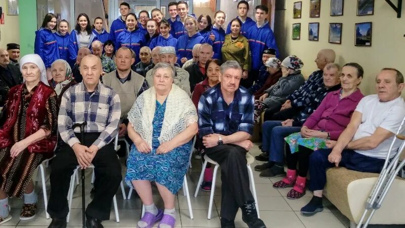 Буинский дом-интернат для престарелых. Дом престарелых буинск сотрудники. Буинский дом-интернат для престарелых и инвалидов. Татарстан буинск дом интернат для престарелых. Буинск дипи.