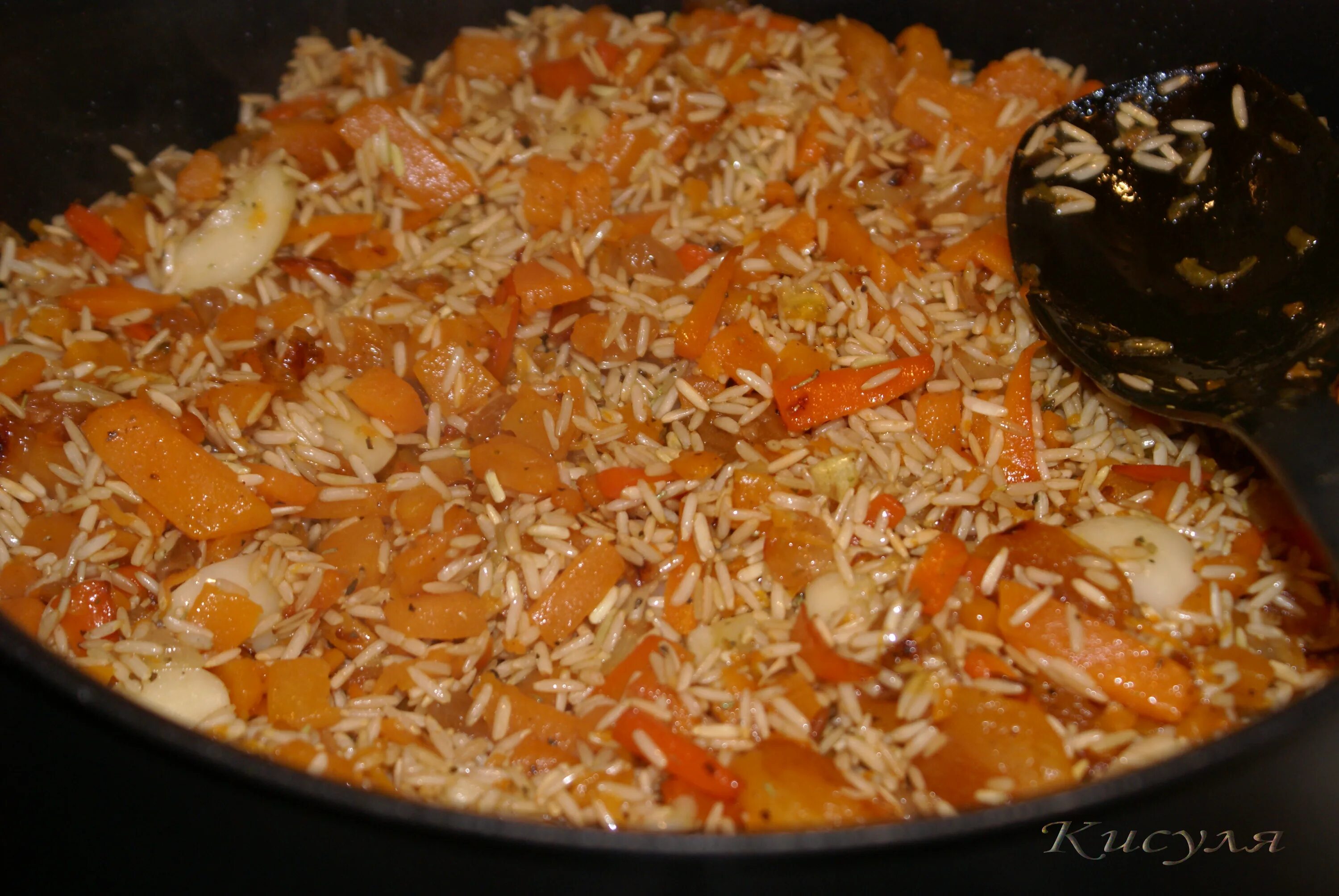 Плов с курагой рецепт. Плов с курагой. рис с изюмом и курагой. плов в тыкве. плов с изюмом и курагой.