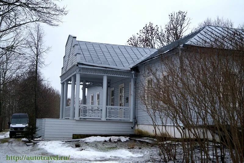 Усадьба римского корсакова в псковской. Музей-усадьба н.а. Римского-Корсакова. Мемориальный музей Римского Корсакова Любенск. Вечаша усадьба Римского-Корсакова. Усадьба Римского-Корсакова в Псковской области.