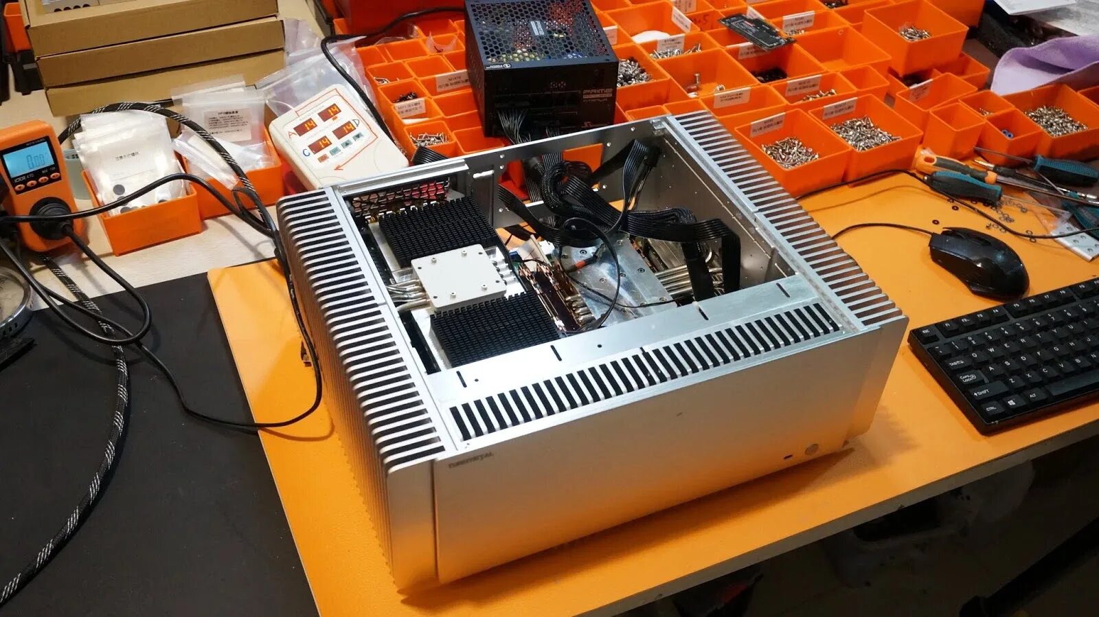 Компьютер 2070 rtx. Радиатор процессора залман пассивный. Кулер для процессора 80x80x25. Сжо cooler master. Пк без кулеров.