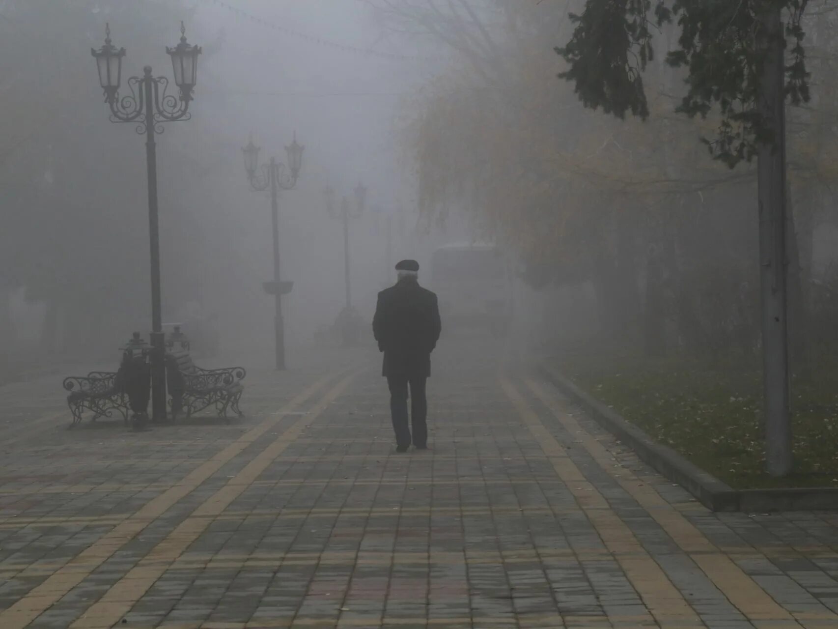 Туман без дождя. Улица в тумане. Туман. Ставрополь туман. Туманный Ставрополь.